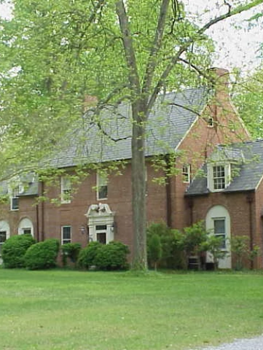 A historic property in Plaza-Midwood