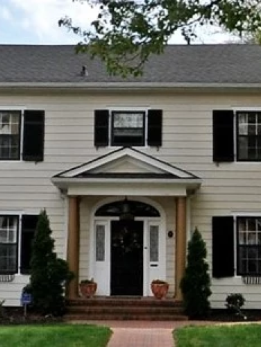 Exterior view of the Dr Robert Greene House