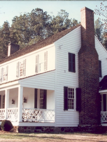 Exterior view of the Tom and Mary Lu Daggy House House