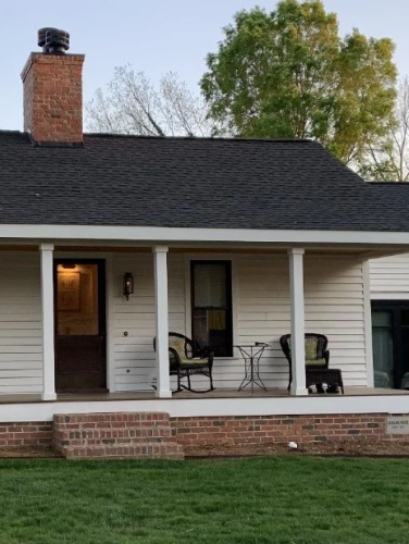 Exterior view of the Delburg Cotton Mill House